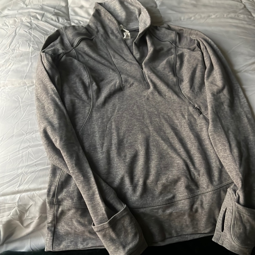 Lululemon Pullover